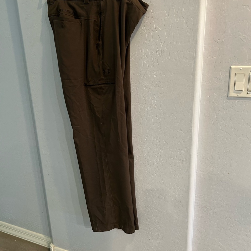 Under Armour Men's Dark Brown Dress Pants Size 38R x 30